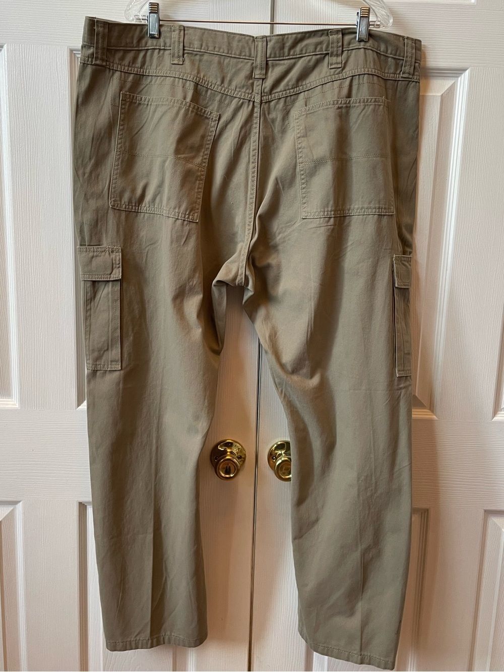 Wrangler Authentics Men's Tan Cargo Pants - Comfortable Everyday Wear - Picture 6 of 7
